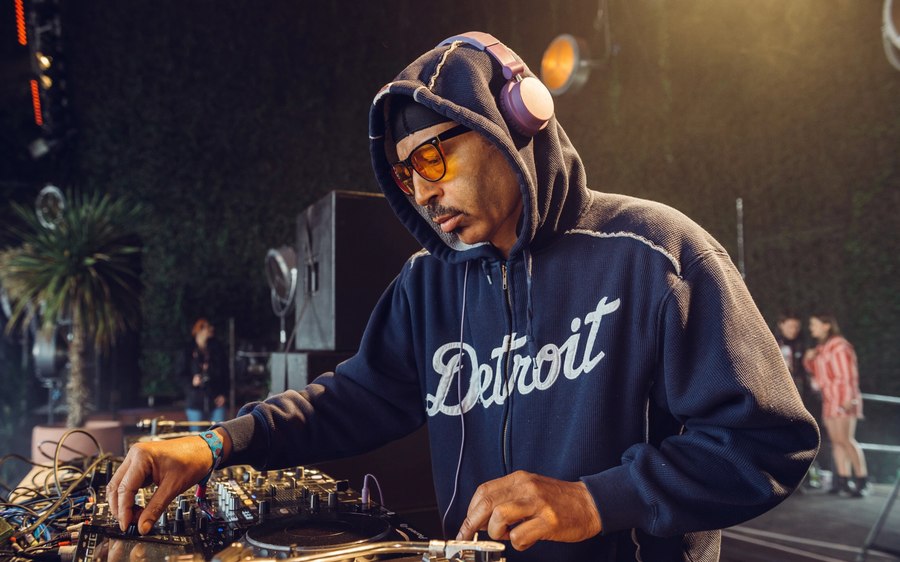 Moodymann DJ set